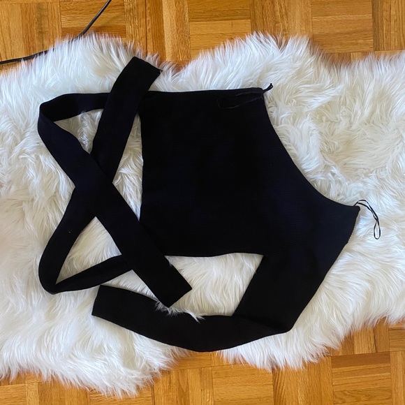 Wollen one sleeve crop top - Picture 2 of 3